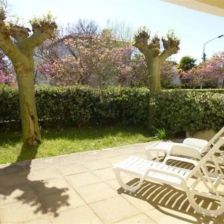 En Rez De Jardin * Royan